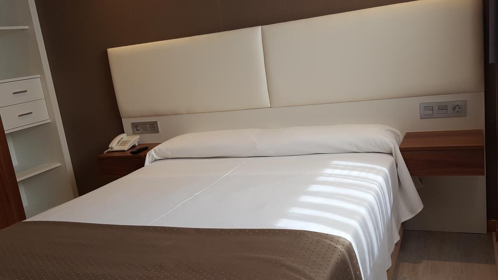 Hotel La Posada De Roces Gijón Zewnętrze zdjęcie
