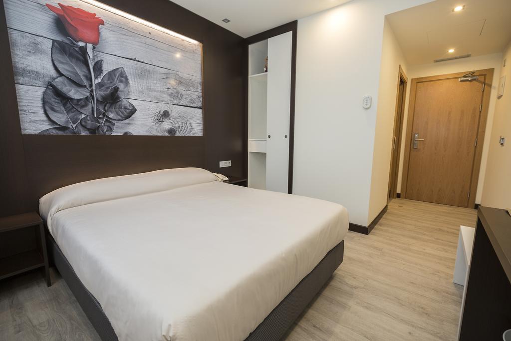 Hotel La Posada De Roces Gijón Zewnętrze zdjęcie