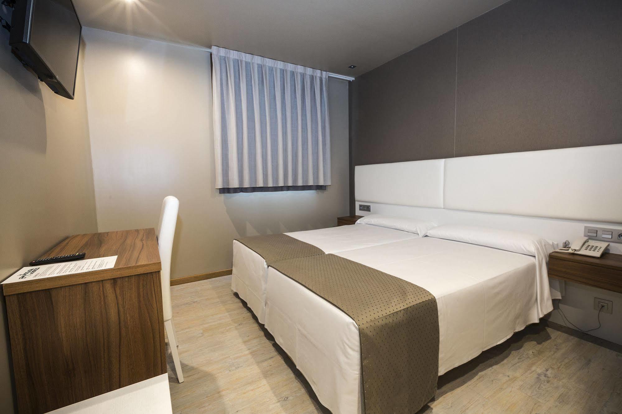 Hotel La Posada De Roces Gijón Zewnętrze zdjęcie